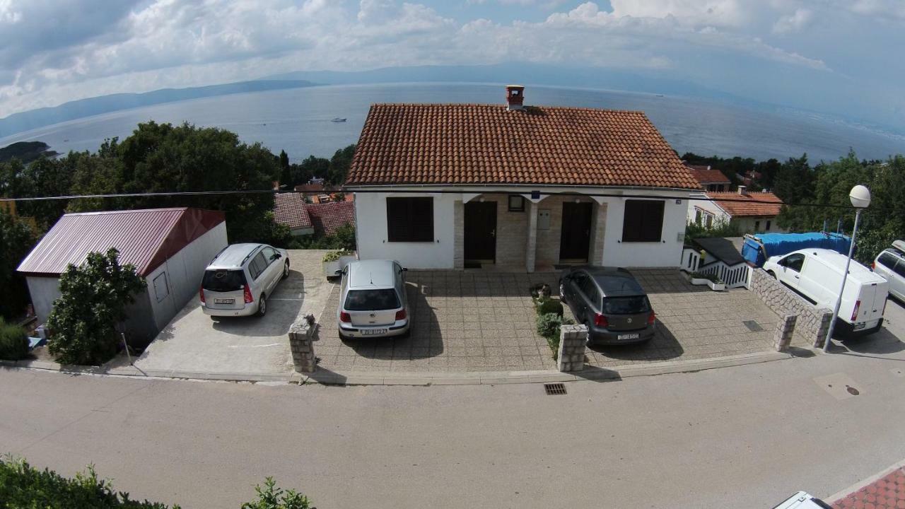 Apartments Sudic Njivice Exterior foto
